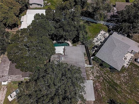 3rd image of 5072 Jasmine Cir N