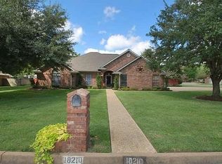 18210 Woodhollow Dr, Flint, TX 75762