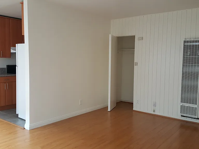 916 N Normandie Ave #1 — Photo 2