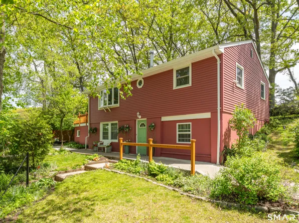 675 Bradley Street, East Haven, CT 06512