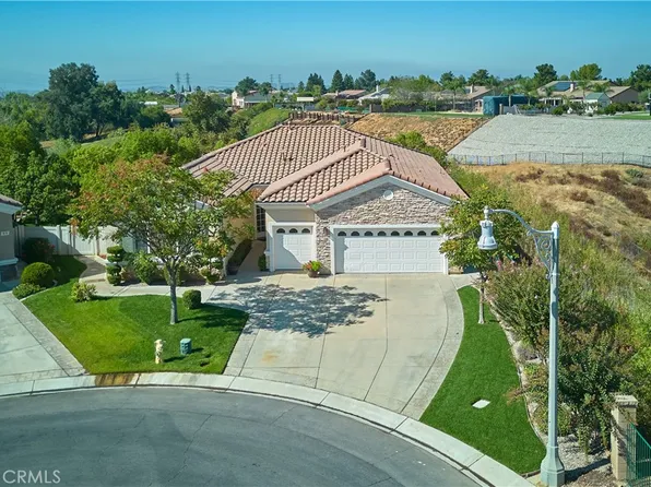 943 Monarch Ct, Beaumont, CA 92223