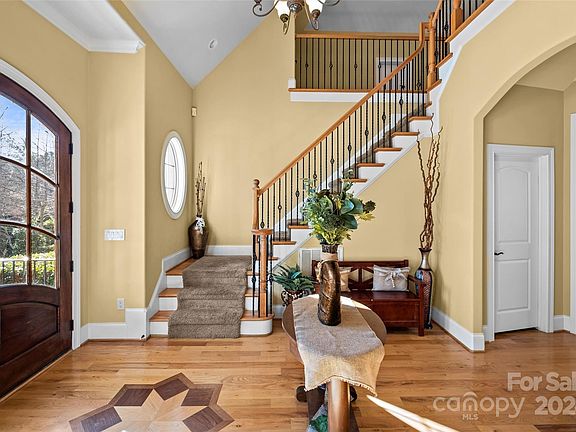 4th image of 133 Tea Olive Ln
