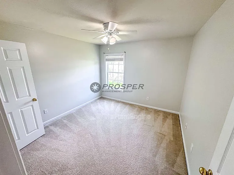 4 Bellflower Ct — Photo 18