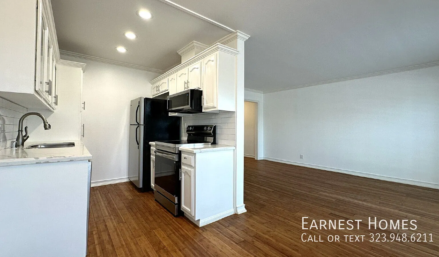 Freshly Renovated Top-Floor Condo Minutes from Downtown Culver City | 613 SF, Private Balcony & G... — Photo 1