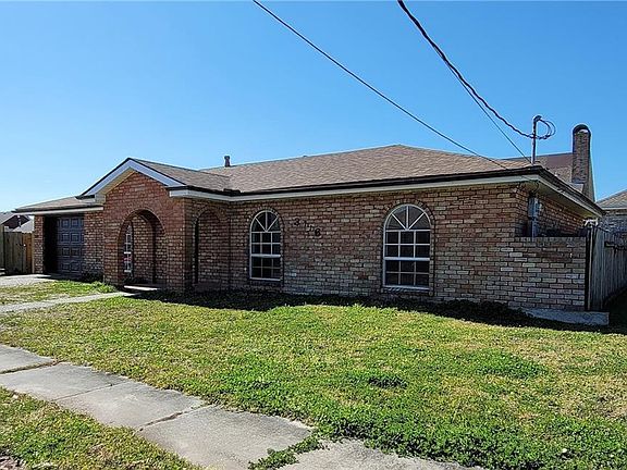 3rd image of 3716 Campagna Dr