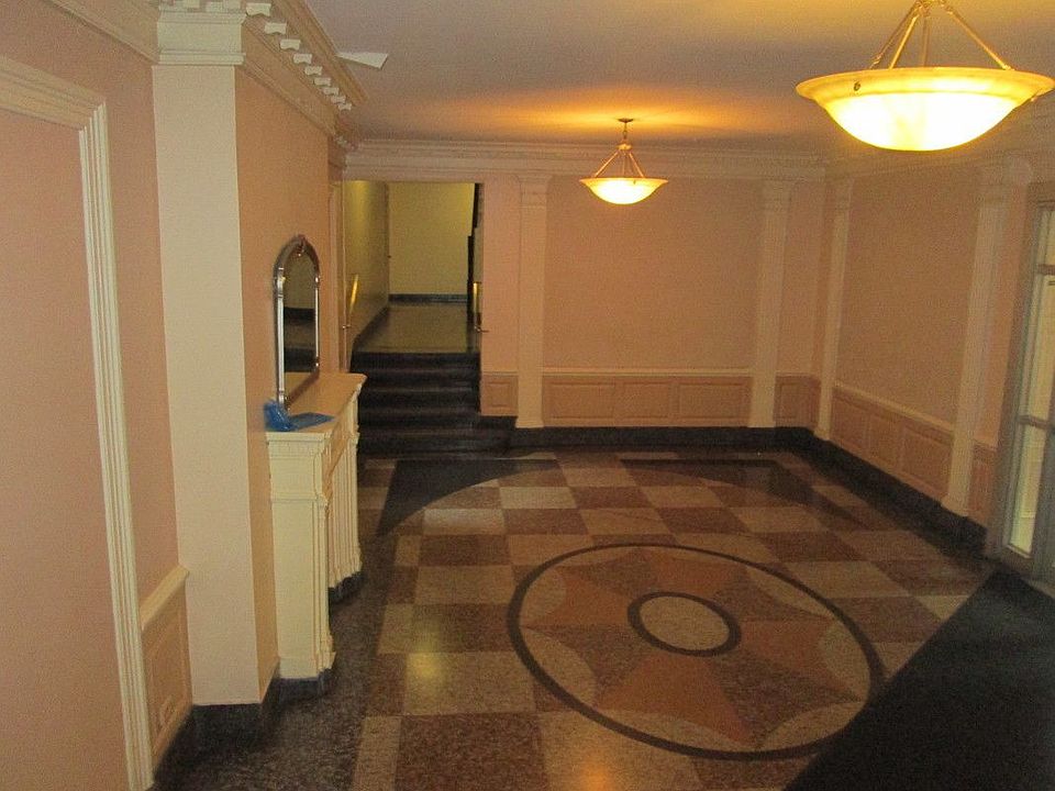 1st image of 4135 45th St APT 1K