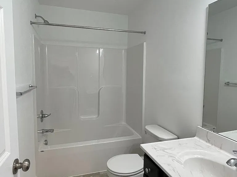 1870 Shady Ln #337 — Photo 6