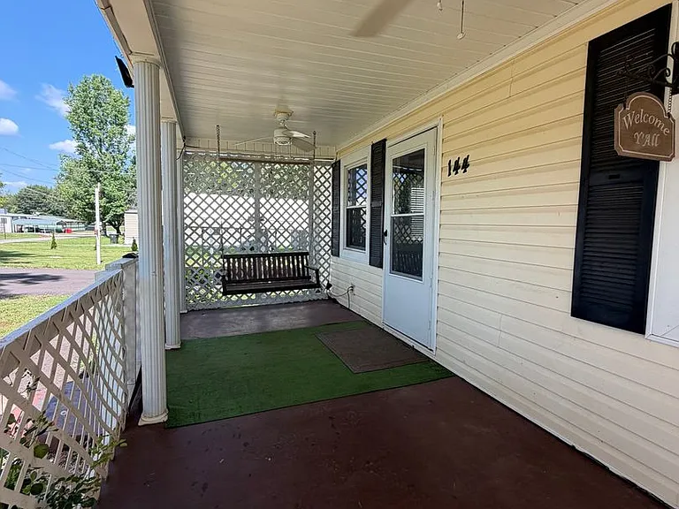 144 Lacy Cir — Photo 25