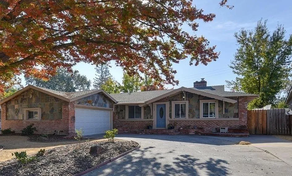 2162 57th Ave photo 1