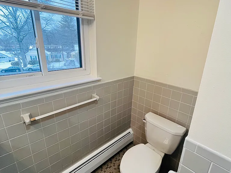 488 Fountain St #2 — Photo 10