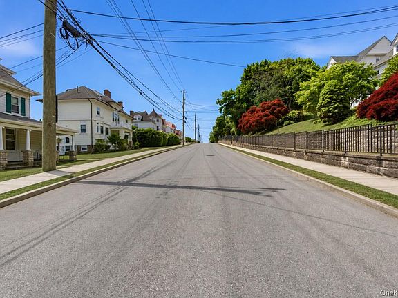 5th image of 27 Soundview Street