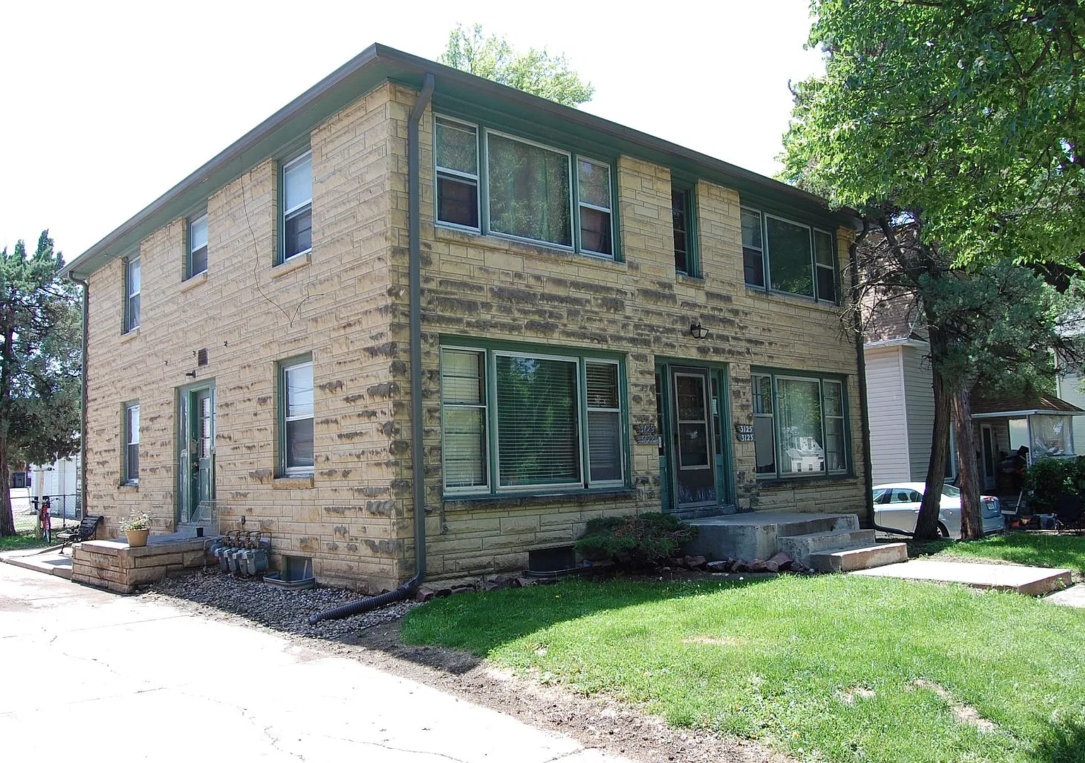3123 P St — Photo 1