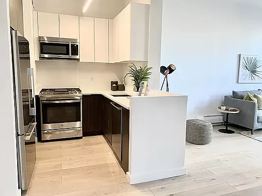 Rented by Corcoran | media 20