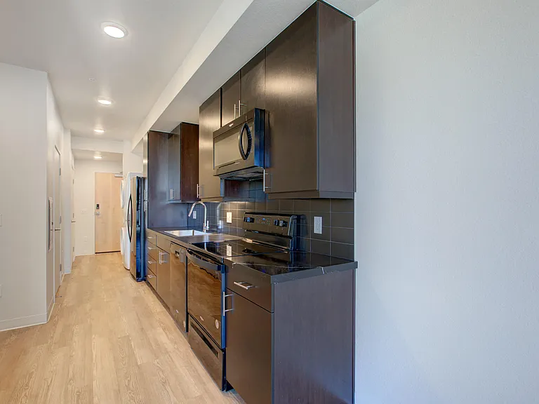 757 Grant — Photo 112