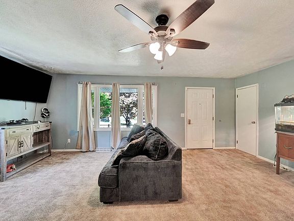 5th image of 816 N 18th St