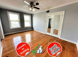 3037 W Lawrence Ave APT 3B, Chicago, IL 60625