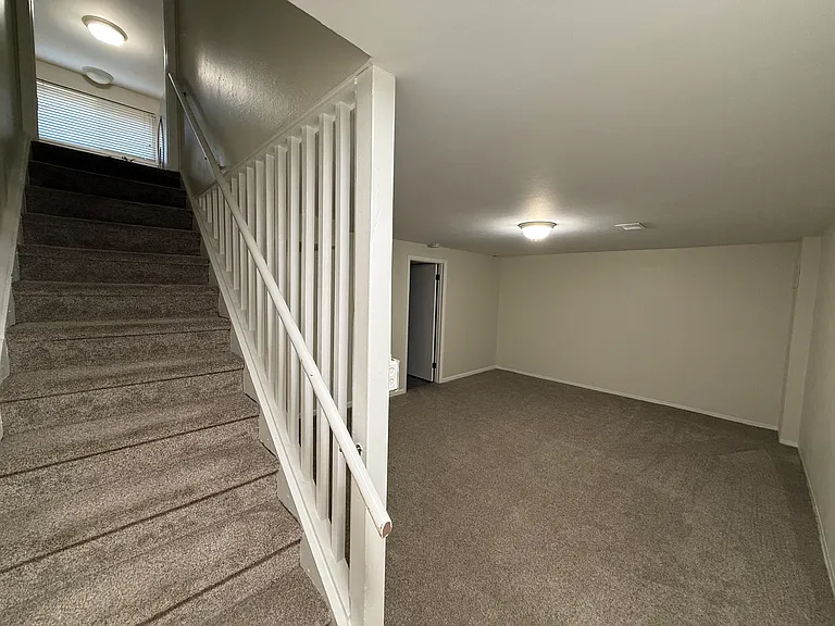 4699 S Akron St — Photo 15