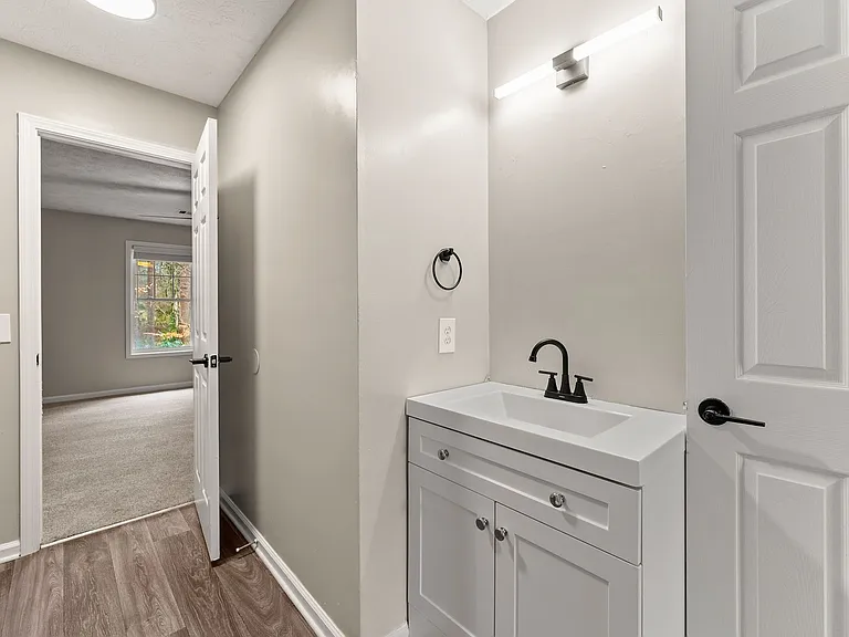 Brookwood Townhomes — Photo 11