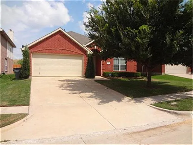 6912 Longhorn Trl