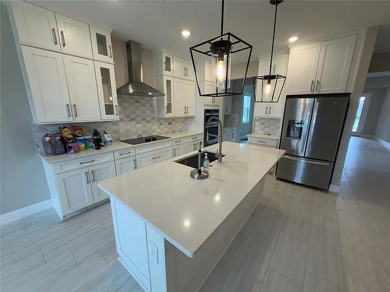 2133 Divot Dr — Photo 2