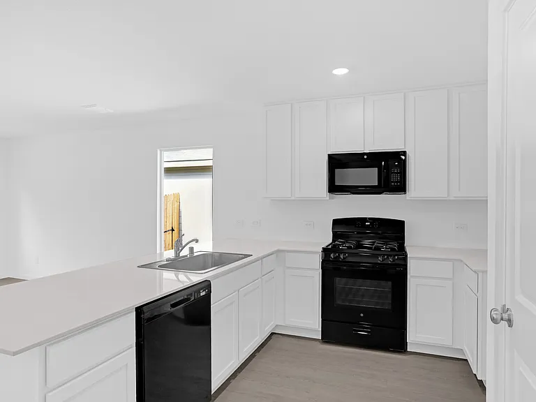 1025 Macnab Dr — Photo 16