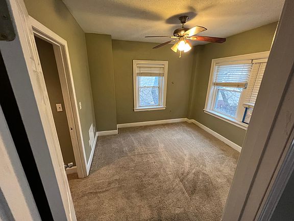 5th image of 323 Emanuel Cleaver Ii Blvd APT 2B
