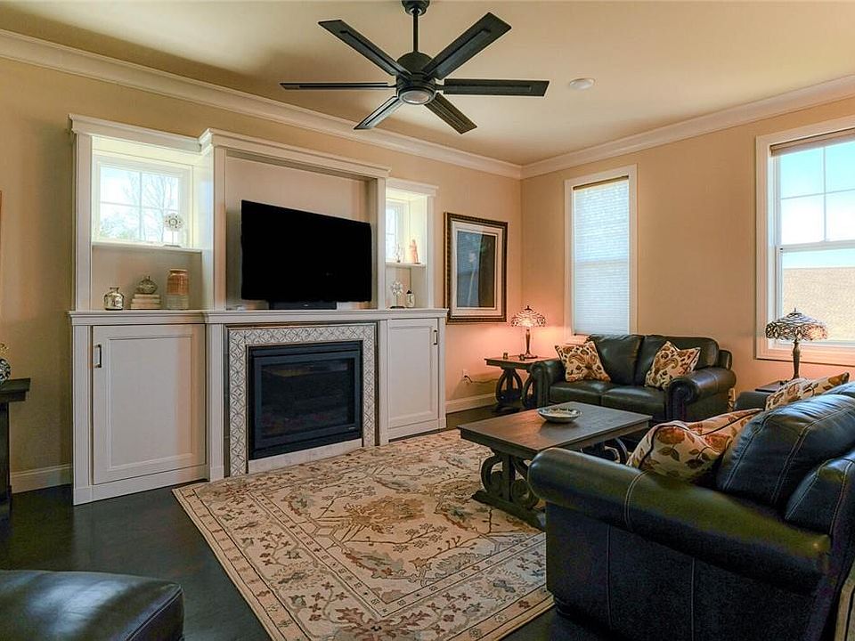 1st image of 16 Ottaway Lane