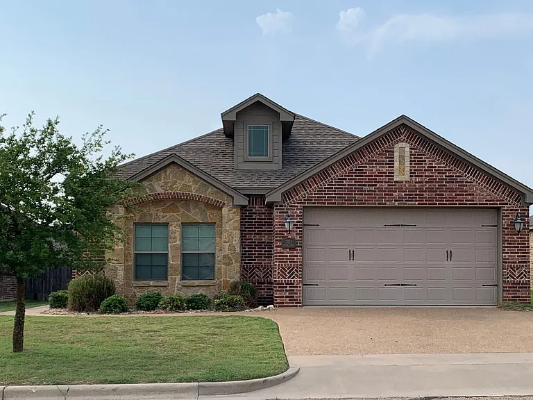 3125 Silver Saddle Dr — Photo 25