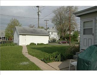 4th image of 1001 S Twyckenham Dr