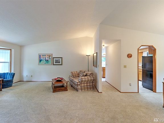 4th image of 2450 60th Ct SE