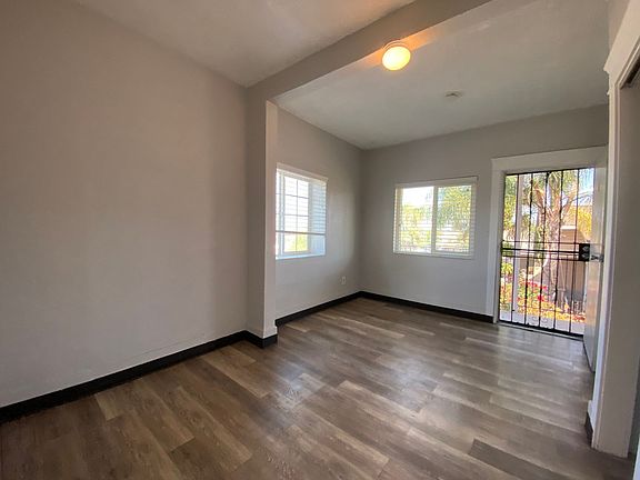 4th image of 2143 Franklin Ave #6