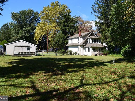 5th image of 4 Hazel Ave