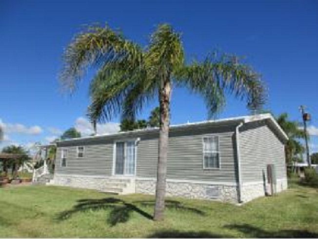 2nd image of 1054 Lime Ln
