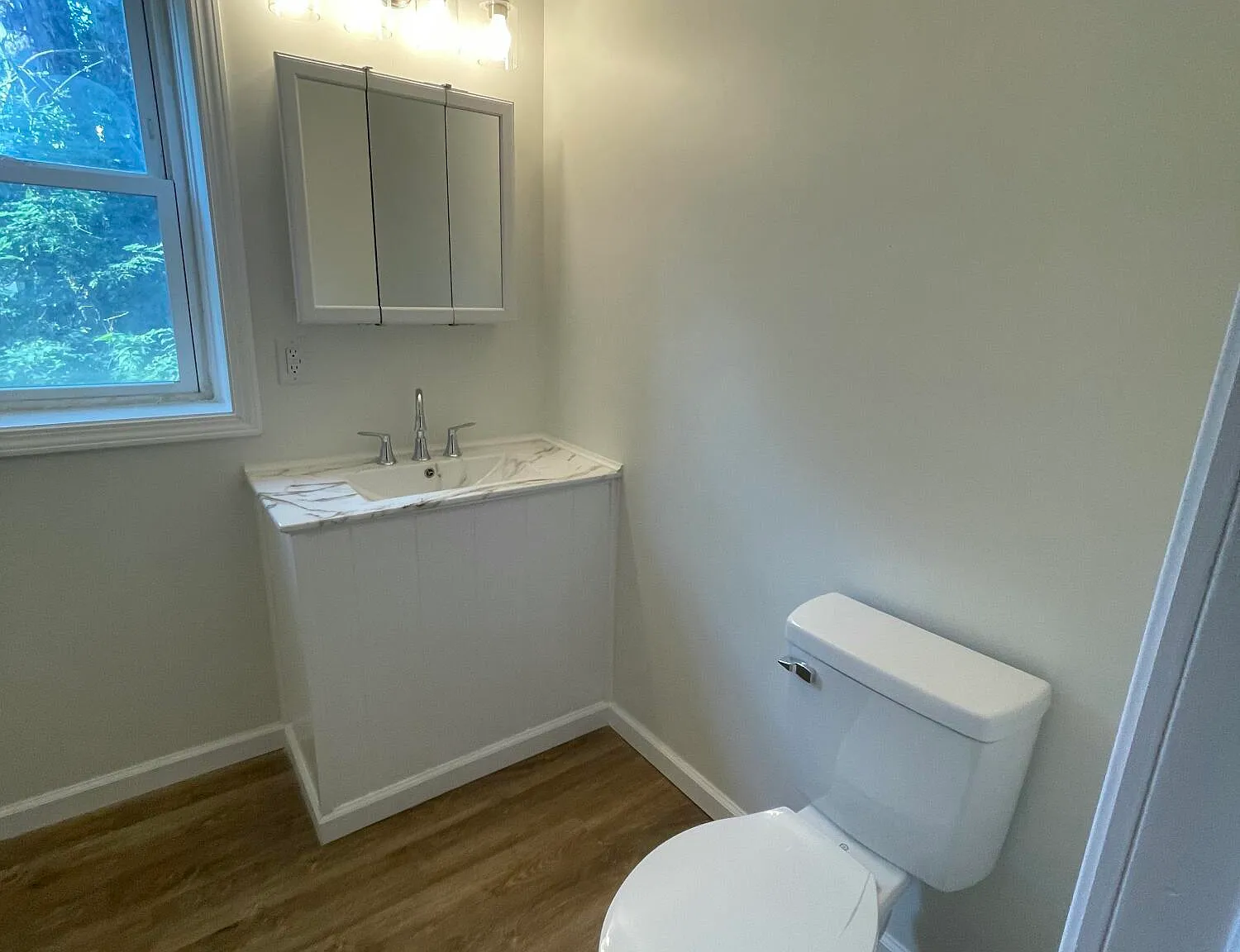 3 bed, 1.5 bath, 1500 sqft, $1,350 — Photo 4