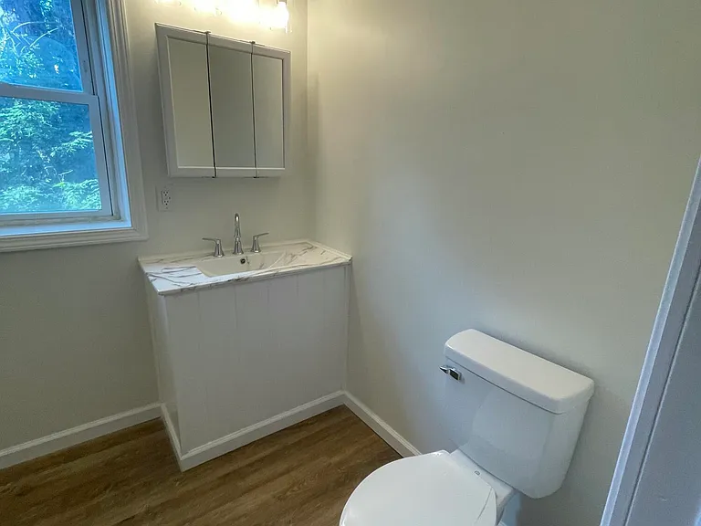 1419 Scott St — Photo 4