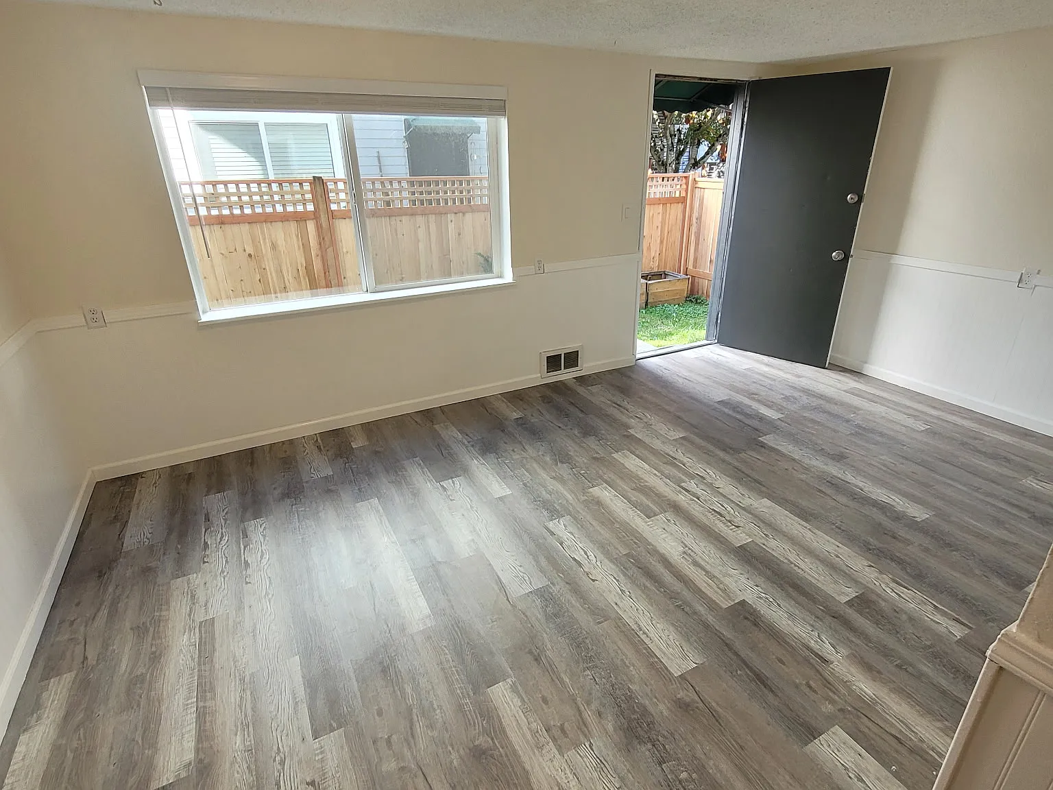 1 bed, 710 sqft, $1,950 — Photo 4