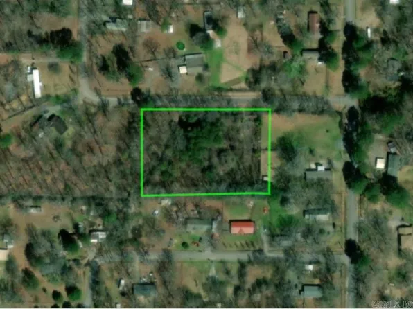 1004 Jeffrey Claud Rd, White Hall, AR 71602