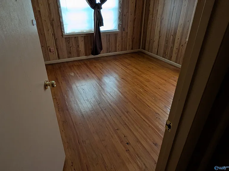 665 Cave Spring Rd — Photo 6