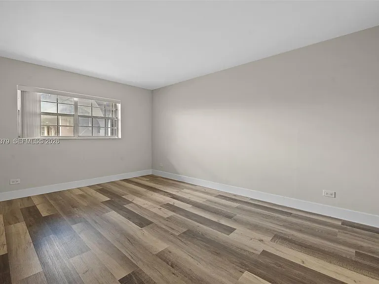 8107 SW 72nd Ave #410E — Photo 15