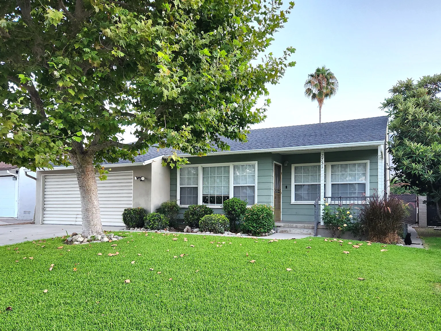 3 bed, 1.5 bath, 1391 sqft, $4,395 — Photo 1