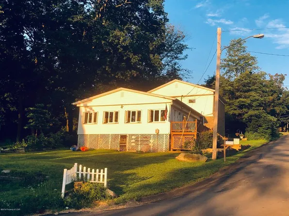 6 Light St, Mountain Top, PA 18707