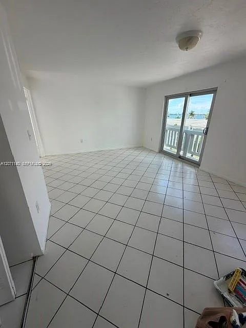 2001 Bay Dr #301