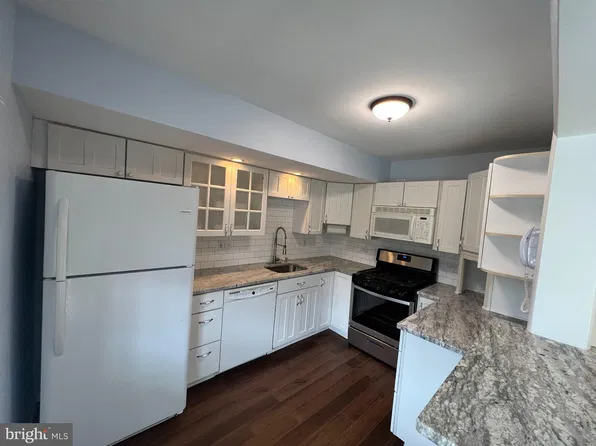 382 Homeland Southway Unit 2B, Baltimore, MD 21212
