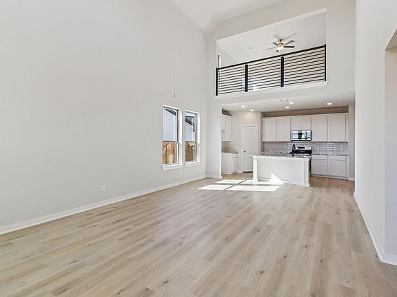 7th image of this home