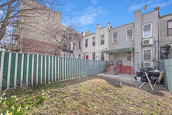 Rented by Corcoran | media 17