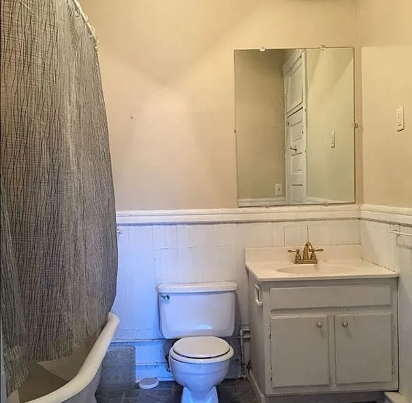 1112 S Fell Ave #AVENUE2N — Photo 3