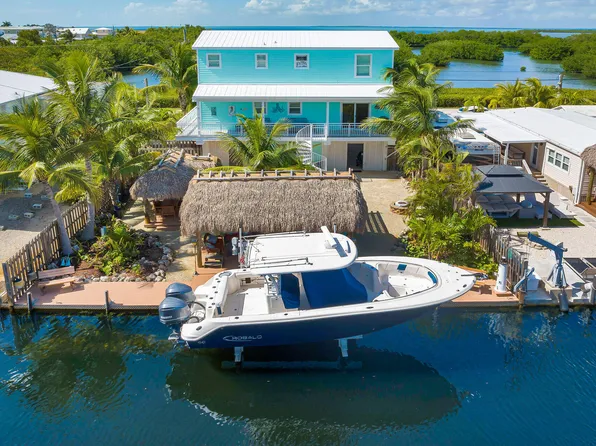 121 Grassy Rd, Key Largo, FL 33037