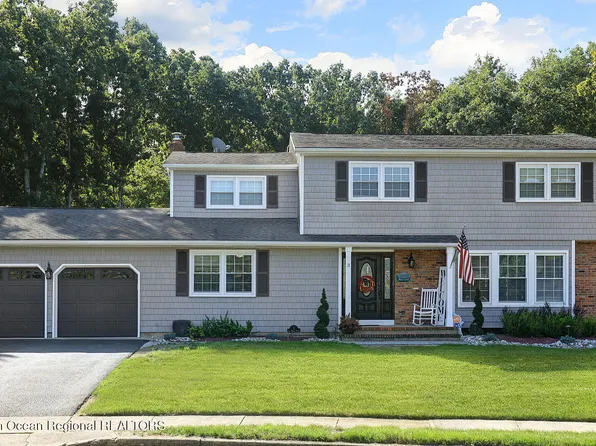 3 Old Bridge Place, Howell, NJ 07731