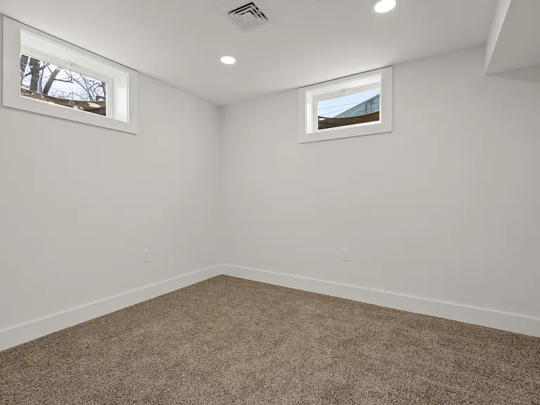 72 Barre Dr — Photo 17