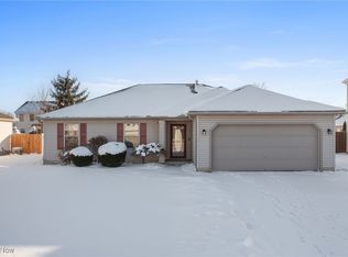 348 Pemberton Dr, Elyria, OH 44035